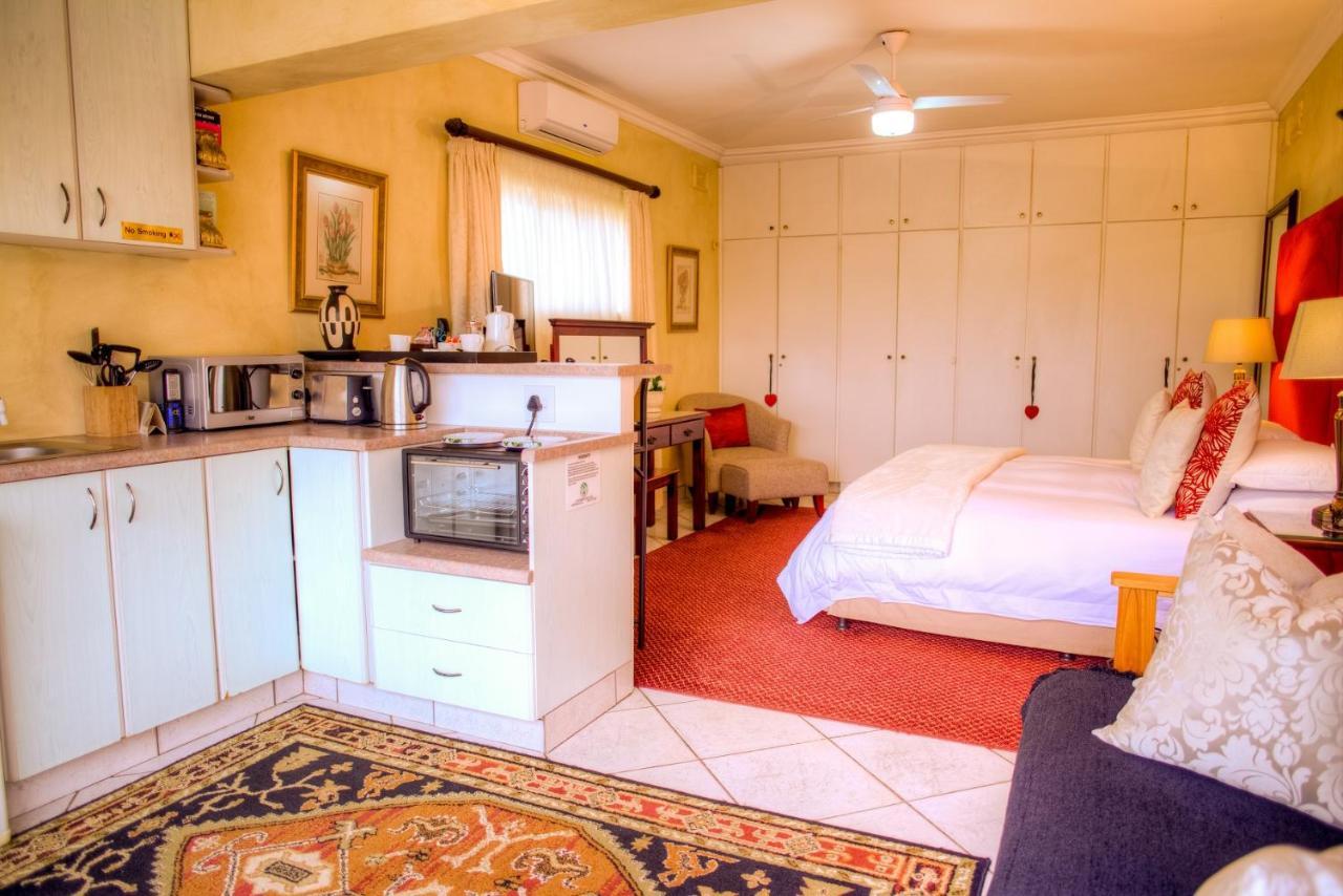Anchor'S Rest Guesthouse And Self Catering 다반 외부 사진